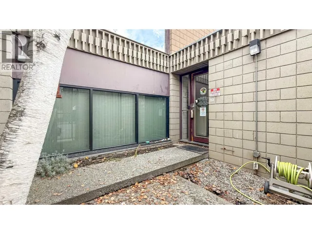 477 Leon Avenue, Kelowna, British Columbia V1Y6J4