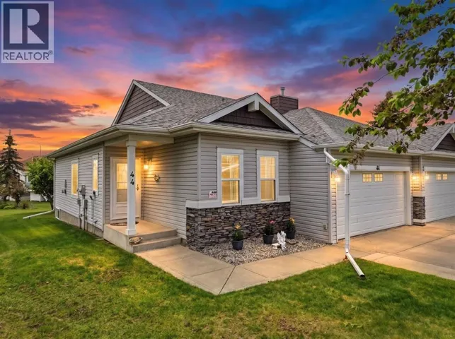 44, Jenkins Drive Drive, Red Deer, Alberta T4P3X1