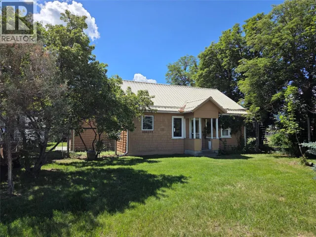 780 CAMERON Avenue, Grand Forks, British Columbia V0H1H4