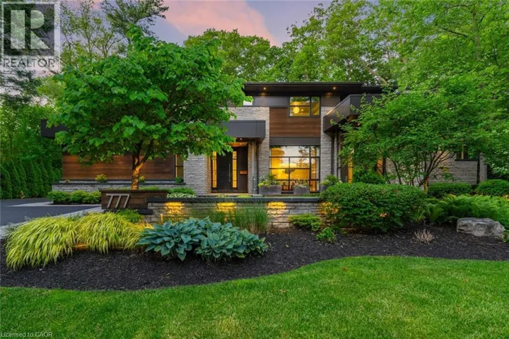 777 SHADELAND Avenue, Burlington, Ontario L7T2M2