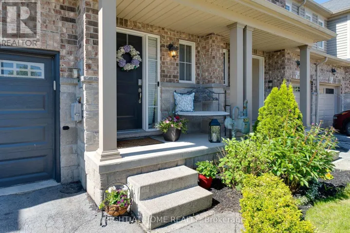 12 - 70 HIGHGATE DRIVE, Hamilton (Stoney Creek Mountain), Ontario L8J0E8