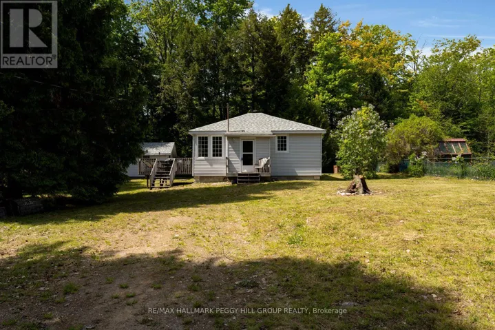 16 SUSAN COURT, Tiny, Ontario L0L2J0