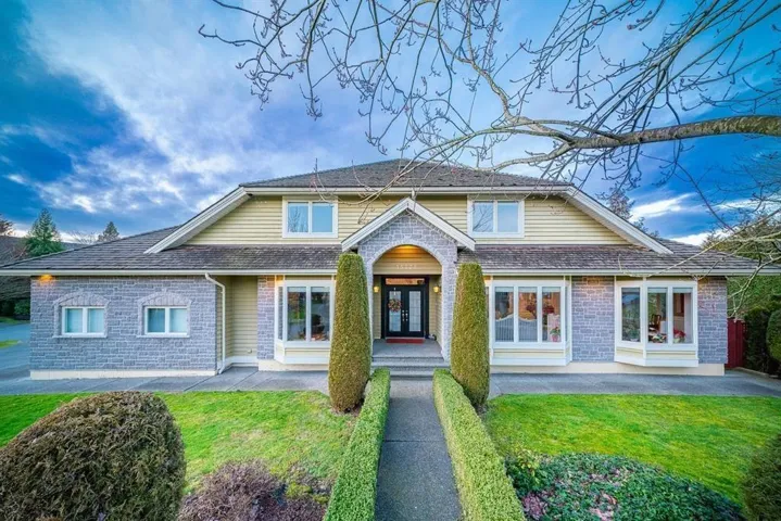 15775 39A AVENUE, Surrey, British Columbia V3Z0L1