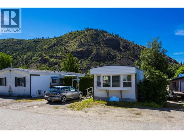 1699 Ross Road Unit# 213, West Kelowna, British Columbia V1Z1L8
