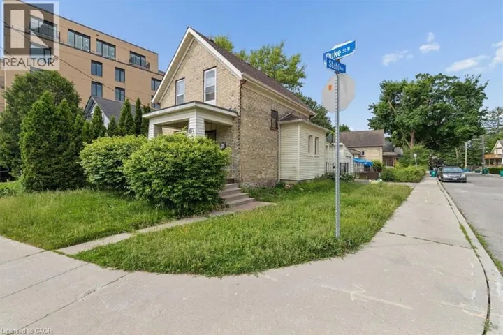 427 W DUKE Street W, Kitchener, Ontario N2H3Y6
