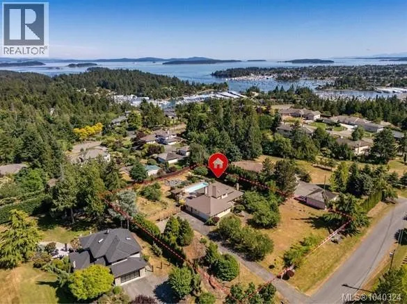 11109 Tanager Rd, North Saanich, British Columbia V8L5N5