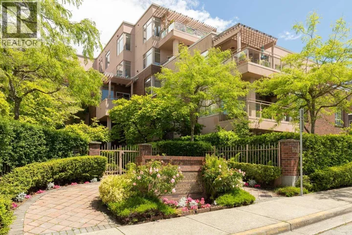 306 2271 BELLEVUE AVENUE, West Vancouver, British Columbia V7V4X1