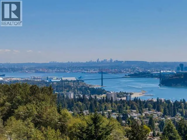 2417 SKILIFT ROAD, West Vancouver, British Columbia V7S2T5