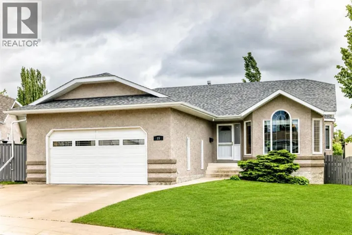 15 East Close, Red Deer, Alberta T4R2K2