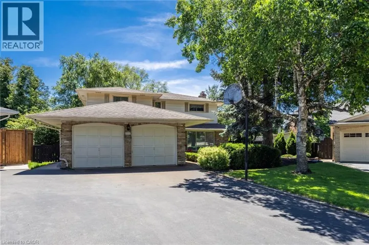 304 OAKWOOD Court, Burlington, Ontario L7N1W9