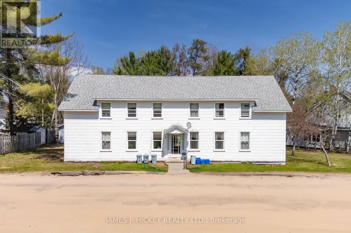 14 HURON STREET, Deep River, Ontario K0J1P0