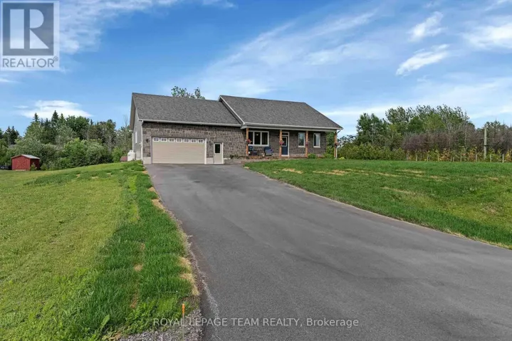 101 STIRLING CRESCENT NE, North Grenville, Ontario K0G1J0