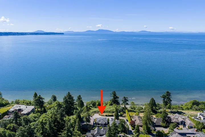 13289 12B AVENUE, Surrey, British Columbia V4A1C2