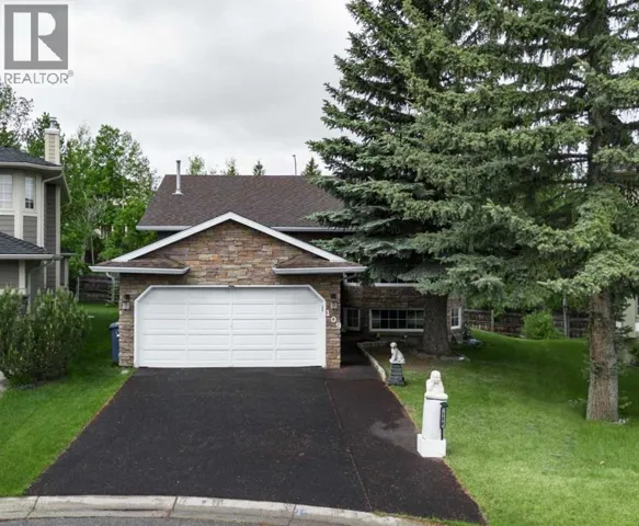 109 Edgebrook Gardens NW, Calgary, Alberta T3A4Z8