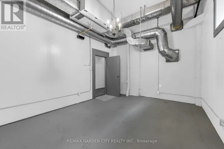 7 - 16 MYRTLE AVENUE, Hamilton (St. Clair), Ontario L8M2E9