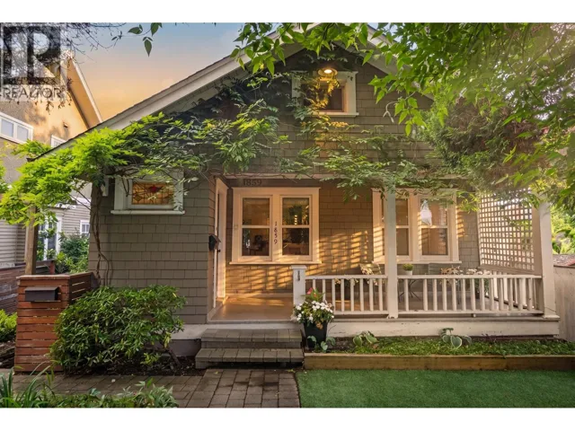 1859 SEMLIN DRIVE, Vancouver, British Columbia V5N4P9