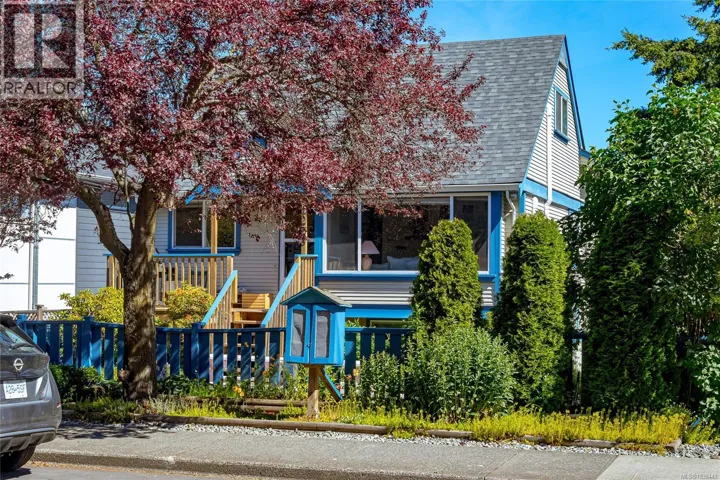 1228 Pembroke St, Victoria, British Columbia V8T1J8
