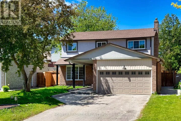 40 RUTLEDGE AVENUE, Newmarket (Huron Heights-Leslie Valley), Ontario L3Y5T4