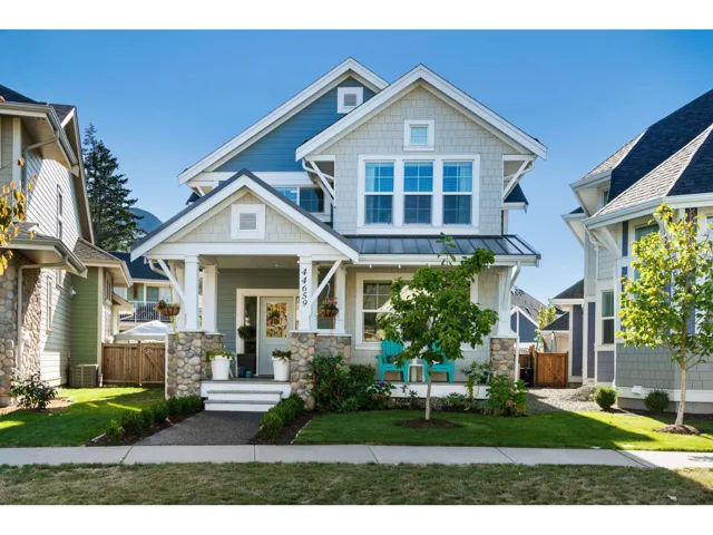 44659 ANGLERS BOULEVARD, Garrison Crossing, Chilliwack, British Columbia V2R0Z6