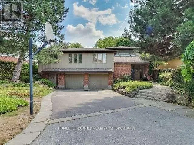 201 LORD SEATON ROAD, Toronto (St. Andrew-Windfields), Ontario M2P1L1