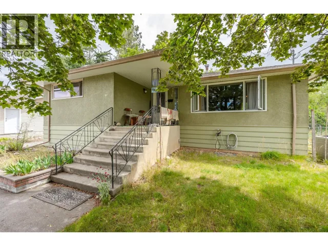 950 Hull Street, Penticton, British Columbia V2A4A3