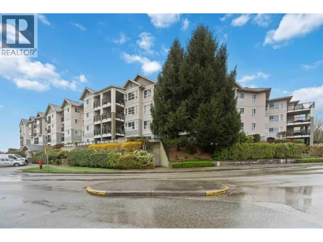 232 19673 MEADOW GARDENS WAY, Pitt Meadows, British Columbia V3Y0A1