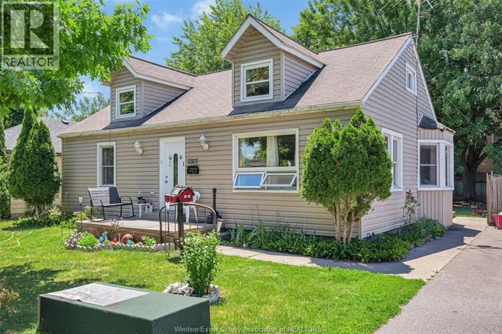 2377 ARTHUR, Windsor, Ontario N8W4V6