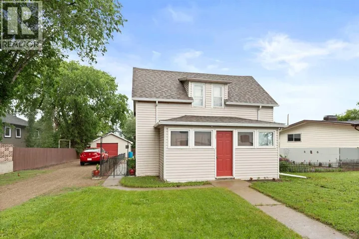 317 3 Street W, Bow Island, Alberta T0K0G0