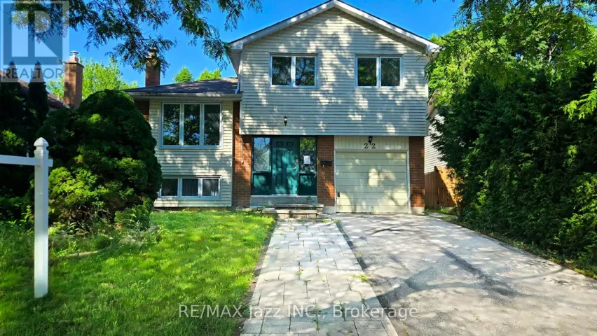 22 RENFIELD CRESCENT, Whitby (Lynde Creek), Ontario L1P1B4