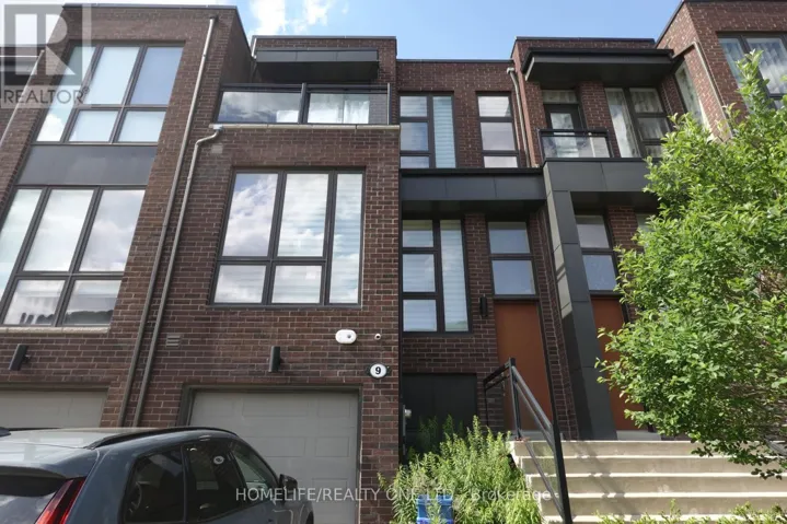 9 CAMBRAY ROAD, Vaughan (Patterson), Ontario L4J0K1