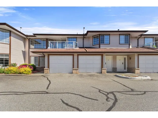 36 32659 GEORGE FERGUSON WAY, Abbotsford, British Columbia V2T4E4