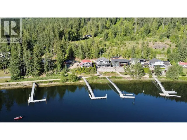 417 Old Spallumcheen Road, Sicamous, British Columbia V0E2V3