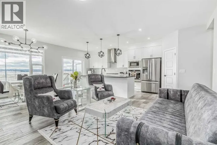 612 Seton Circle SE, Calgary, Alberta T3M3G8