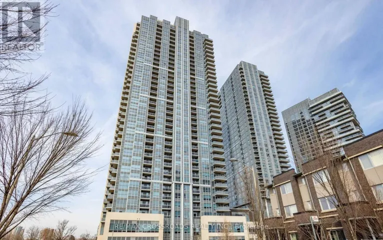 525 - 275 VILLAGE GREEN SQUARE, Toronto (Agincourt South-Malvern West), Ontario M1S0L8