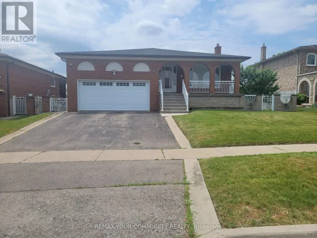 17 HARRIS CRESCENT, Vaughan (West Woodbridge), Ontario L4L1R7