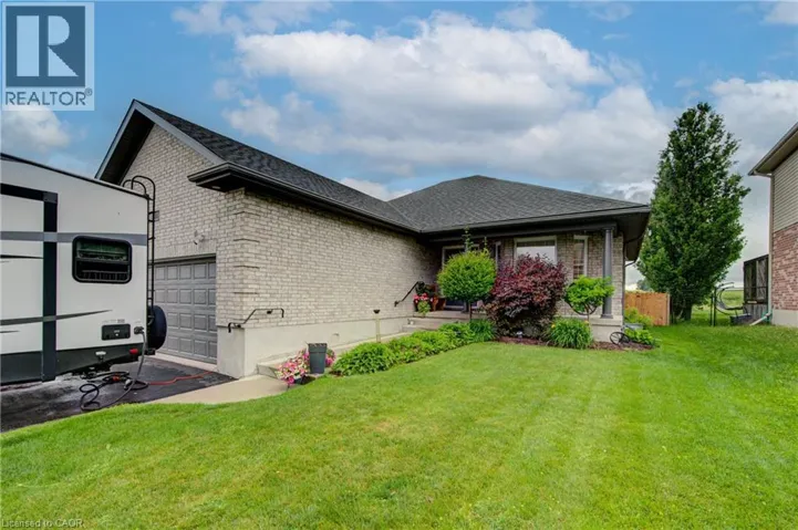 32 APPLEWOOD Street, Plattsville, Ontario N0J1S0