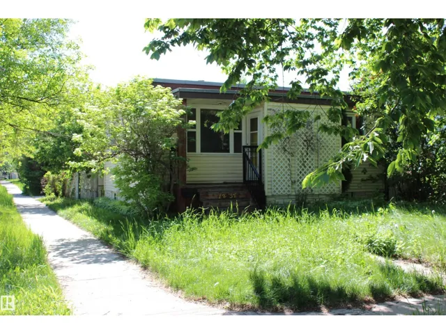 12037 62 ST NW, Edmonton, Alberta T5W4C9