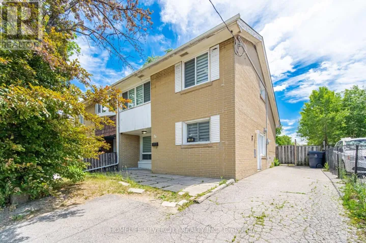 29 BROOKMERE ROAD, Toronto (Rexdale-Kipling), Ontario M9W2X5