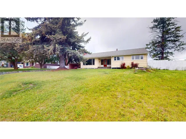 511 14TH Avenue S, Cranbrook, British Columbia V1C2X9