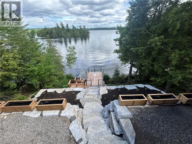 5789 N KENNISIS LAKE Road, Haliburton, Ontario K0M1M0