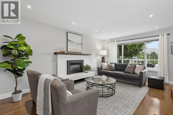 3285 FROMME ROAD, North Vancouver, British Columbia V7K2E1