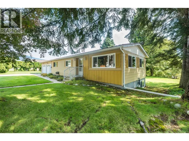 2625 6th Avenue, Castlegar, British Columbia V1N2W3