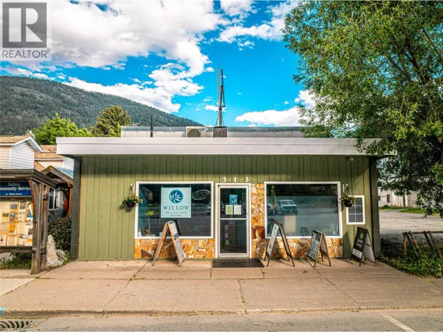 313 Railway Avenue, Salmo, British Columbia V0G1Z0