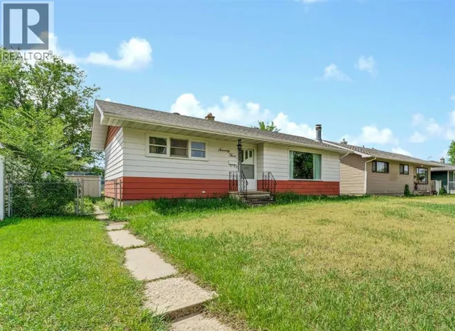 73 Mitchell Crescent NW, Medicine Hat, Alberta T1A6V2