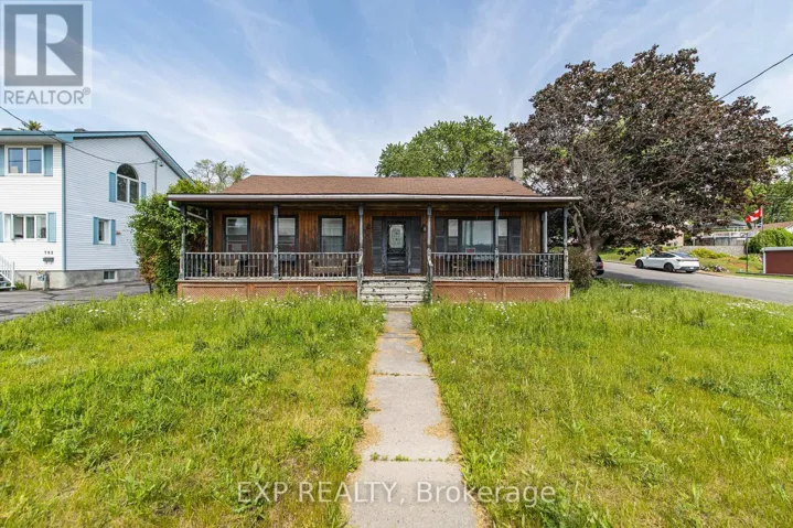 789 BLAIR ROAD E, Ottawa, Ontario K1J7M5