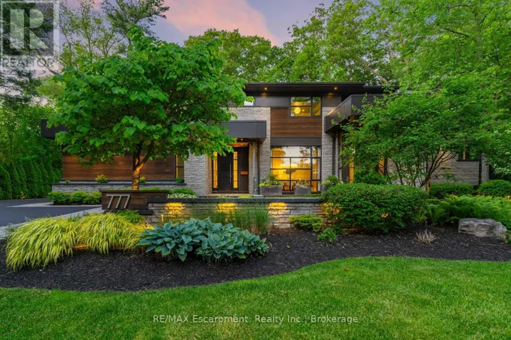 777 SHADELAND AVENUE, Burlington (LaSalle), Ontario L7T2M2