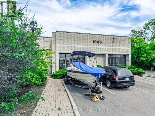 5 - 1605 SEDLESCOMB DRIVE, Mississauga (Dixie), Ontario L4X1M4