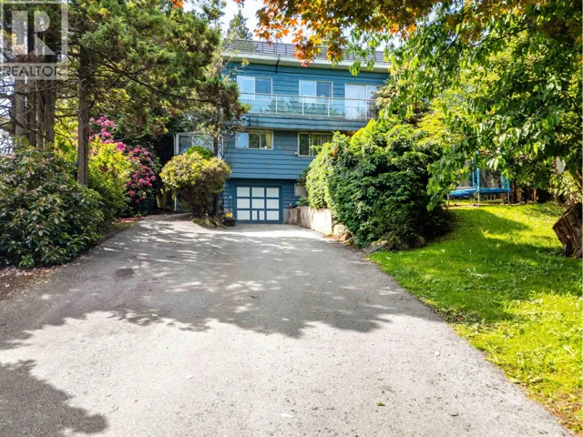 4660 BOND STREET, Burnaby, British Columbia V5H1G9