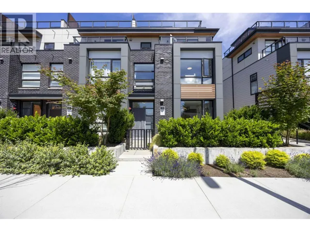 404 6085 IRMIN STREET, Burnaby, British Columbia V5J5C5