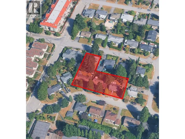 521 BROOKMERE AVENUE, Coquitlam, British Columbia V3J1W8